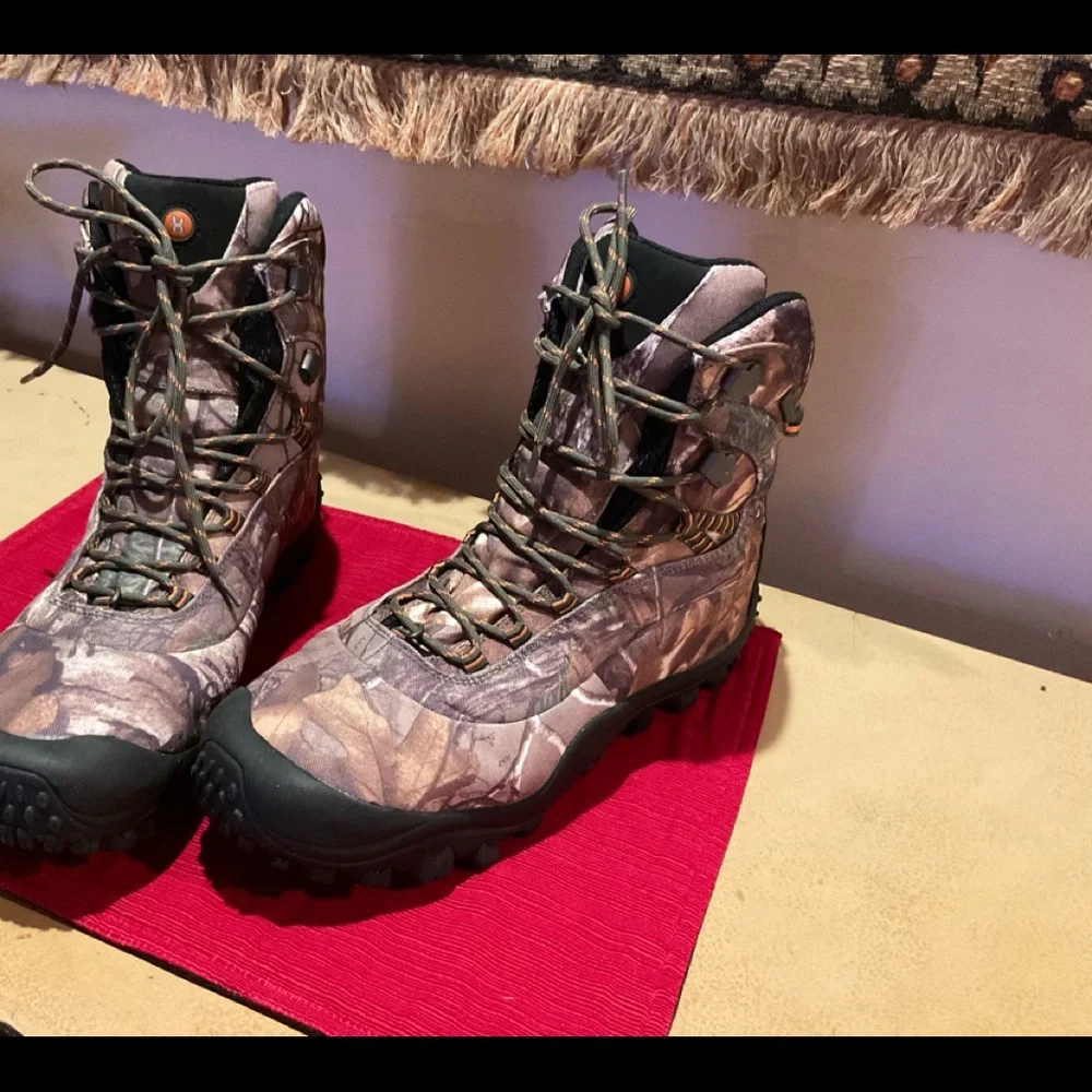 NWOT Waterproof/Insulated Hunting Boots
